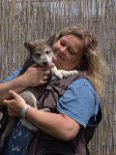 DSC05605_Tag38 5 Wochen alt: Zusammen mit Frauchen Grit